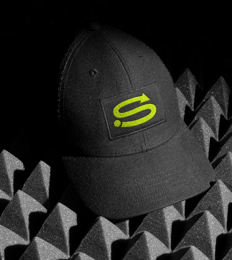 фирменная кепка Skitailo