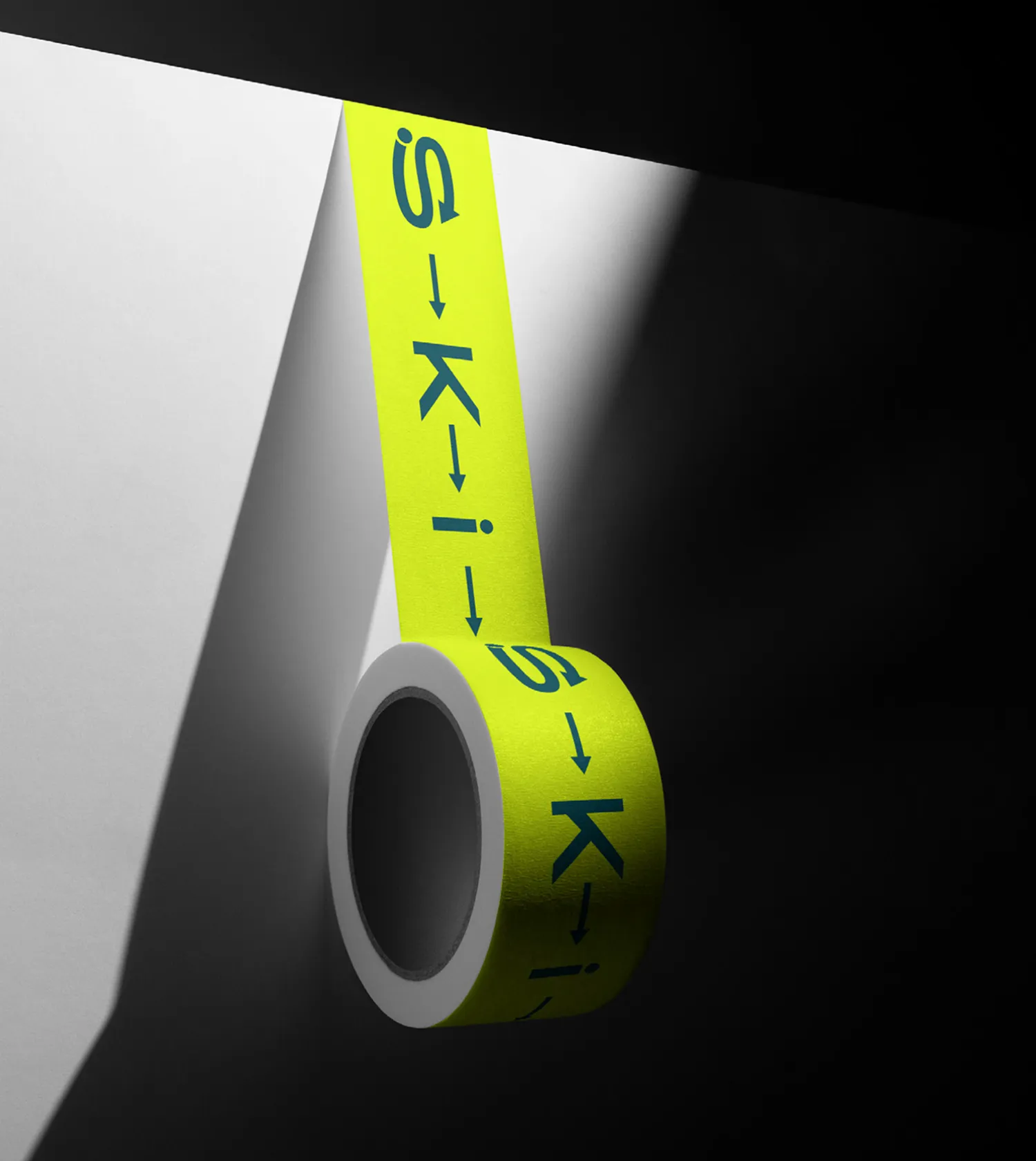 Фирменные скотч компании Skitailo